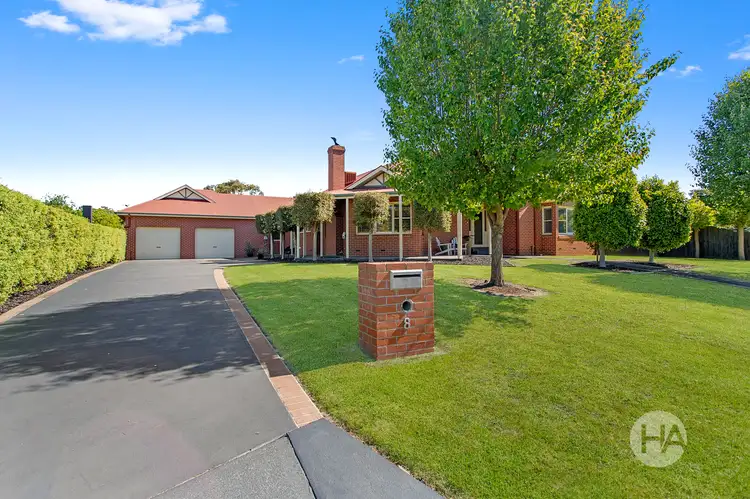 8 Eliza Place, Somerville VIC 3912