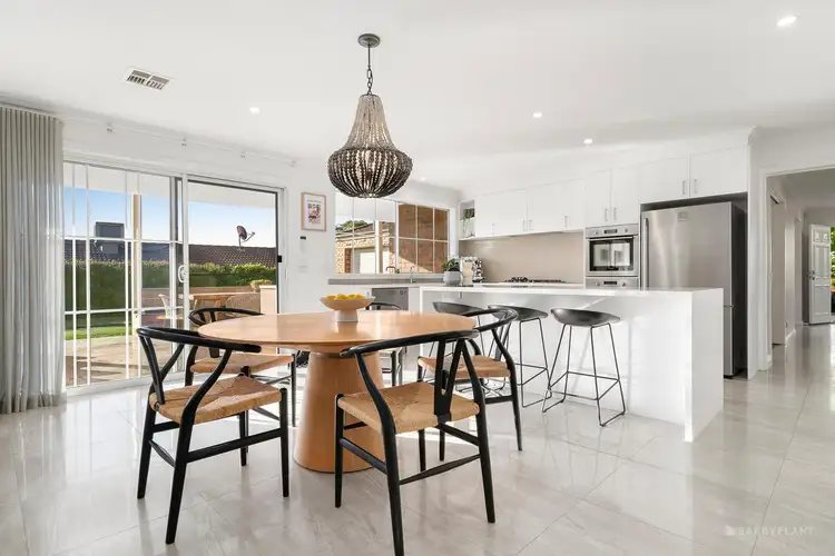 Sixth view of Homely house listing, 2 Cresthaven Court, Donvale VIC 3111