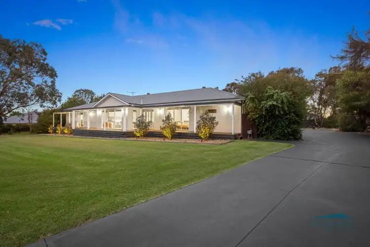 6 Island View Crescent, Bittern VIC 3918