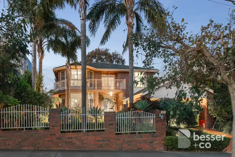 16 Sea View Street, Caulfield South VIC 3162