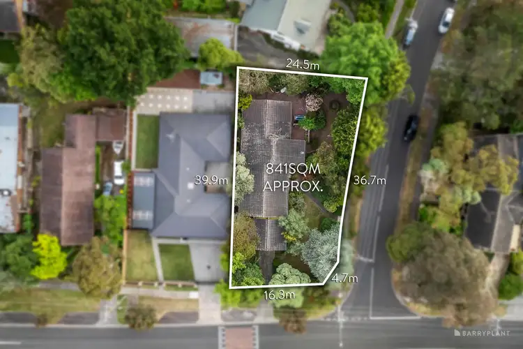 12 Woodhouse Road, Doncaster East VIC 3109