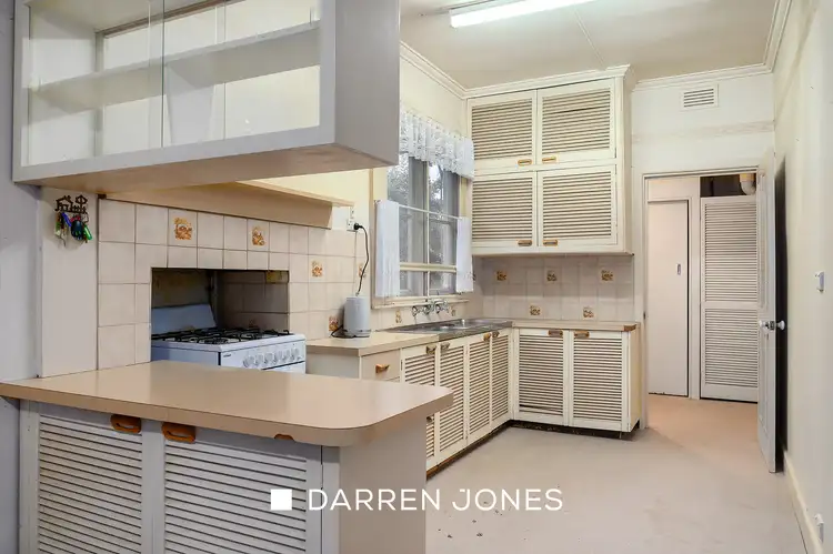 Fifth view of Homely house listing, 10 Hobson Street, Greensborough VIC 3088