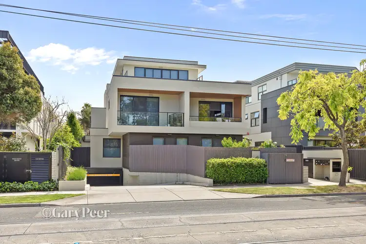 202/290 Hawthorn Road, Caulfield VIC 3162
