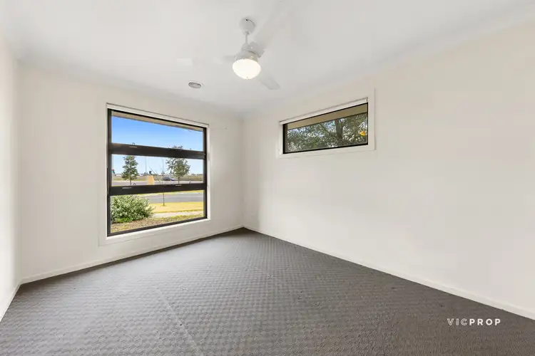 Second view of Homely house listing, 22 Keira Circuit, Werribee VIC 3030