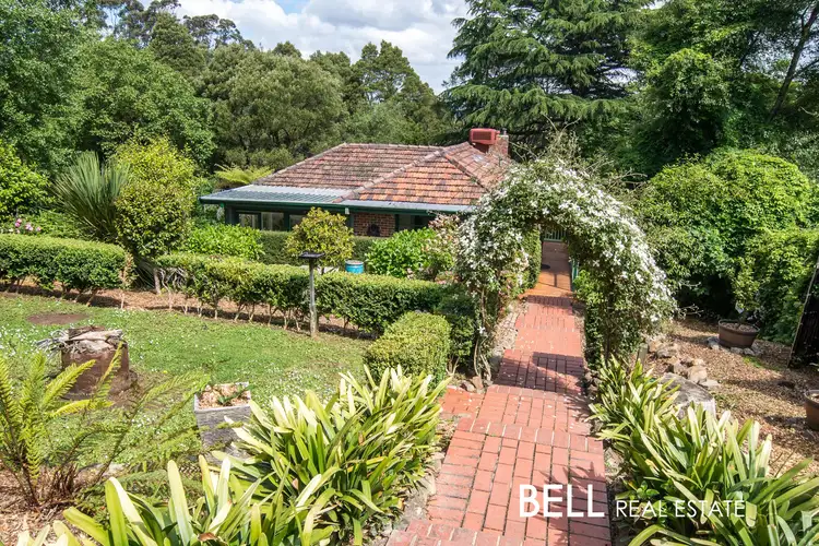 6 Kalorama Terrace, Kalorama VIC 3766