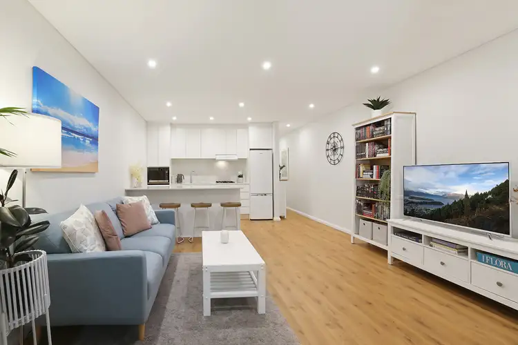 Main view of Homely apartment listing, 8/4-16 Kingsway, Dee Why NSW 2099
