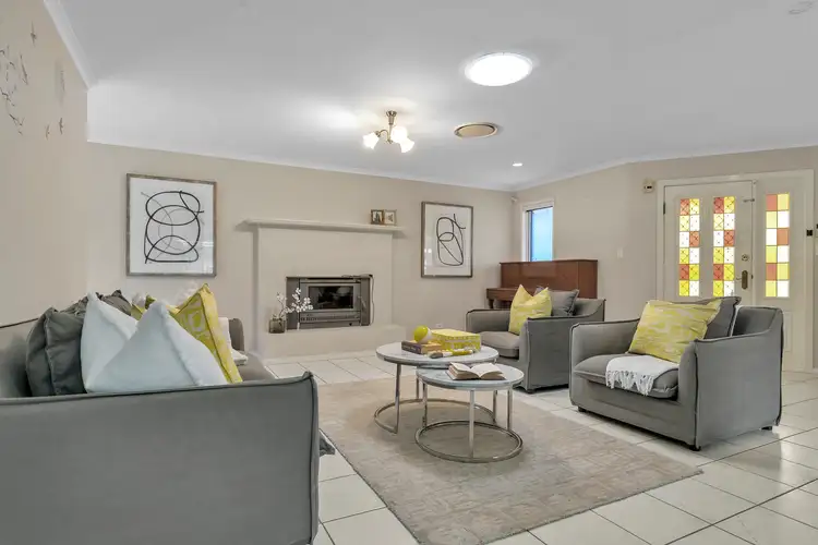 Second view of Homely house listing, 8 Codford Place, Chapel Hill QLD 4069