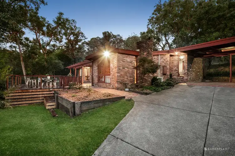 77 Orchard Avenue, Eltham North VIC 3095
