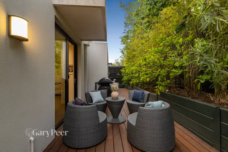 Fifth view of Homely apartment listing, 2/6 Kinnoul Avenue, Caulfield North VIC 3161