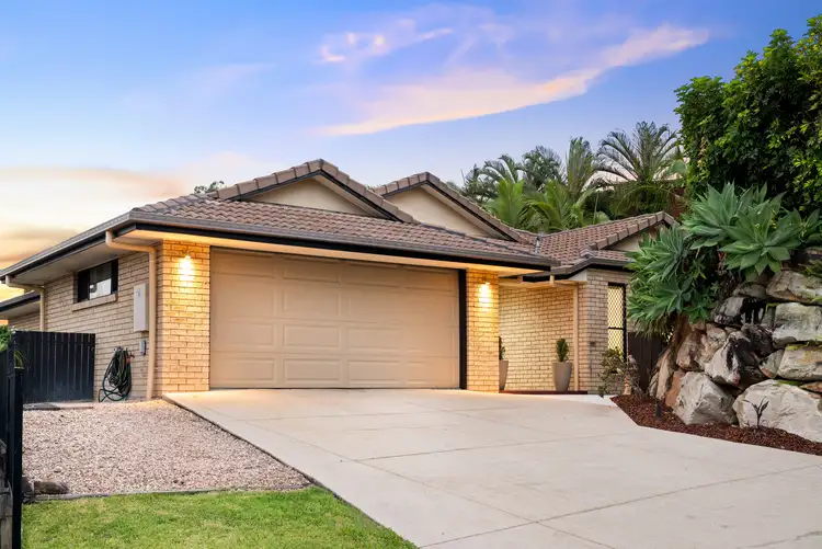 5 Fidelio Court, Eatons Hill QLD 4037