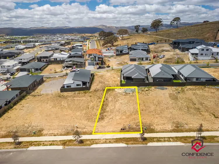 43 Briand Crescent, Googong NSW 2620