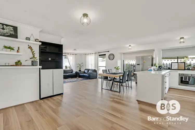 Fifth view of Homely house listing, 6 Kearney Way, Usher WA 6230