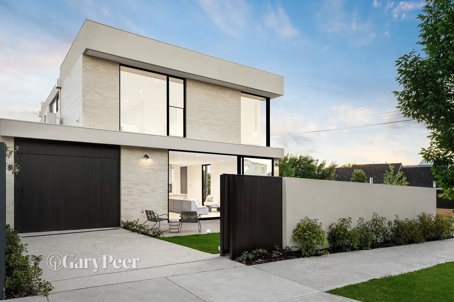 Main view of Homely townhouse listing, 52 Lahona Avenue, Bentleigh East VIC 3165