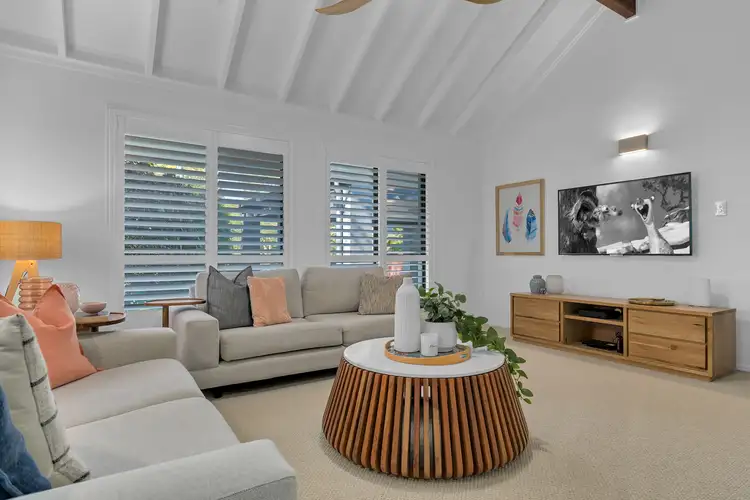 Fifth view of Homely house listing, 8 Kim Street, Chapel Hill QLD 4069