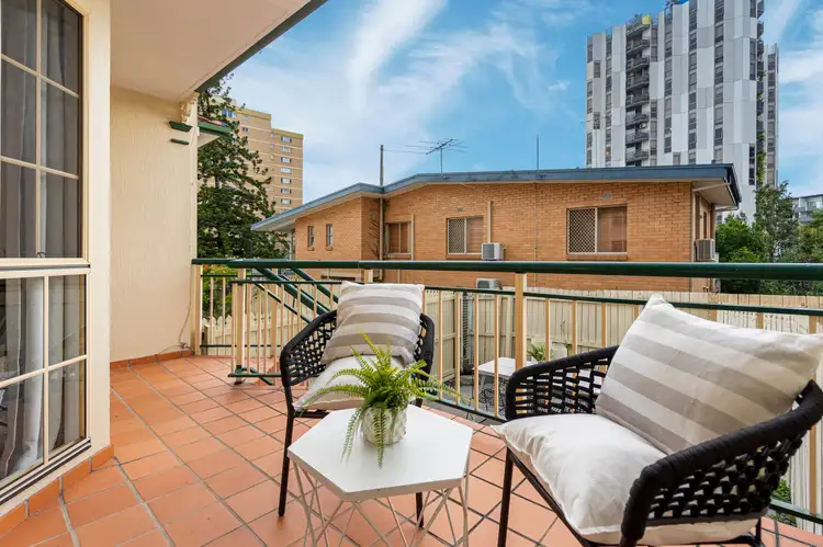 Main view of Homely townhouse listing, 6/9 Glen Road, Toowong QLD 4066