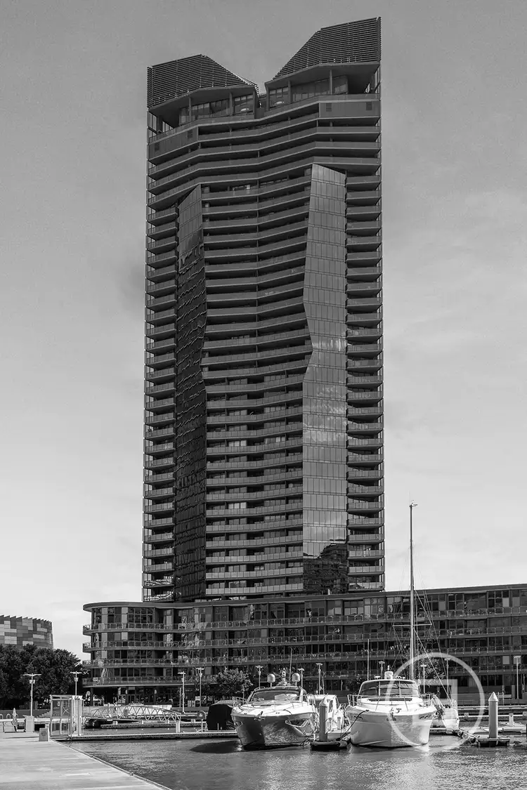 100 Lorimer Street