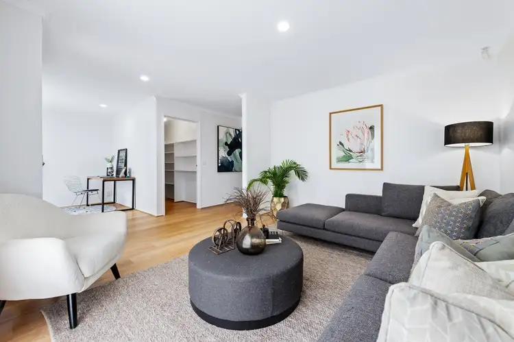 Second view of Homely house listing, 21 May Gibbs Crescent, Lynbrook VIC 3975