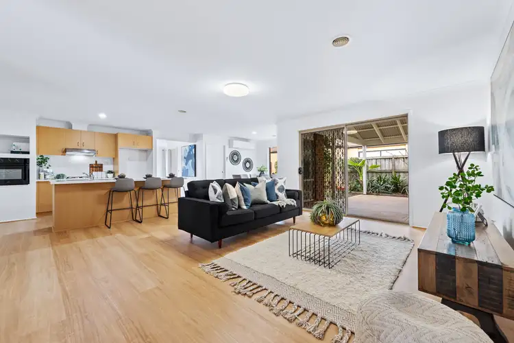 Fifth view of Homely house listing, 21 May Gibbs Crescent, Lynbrook VIC 3975