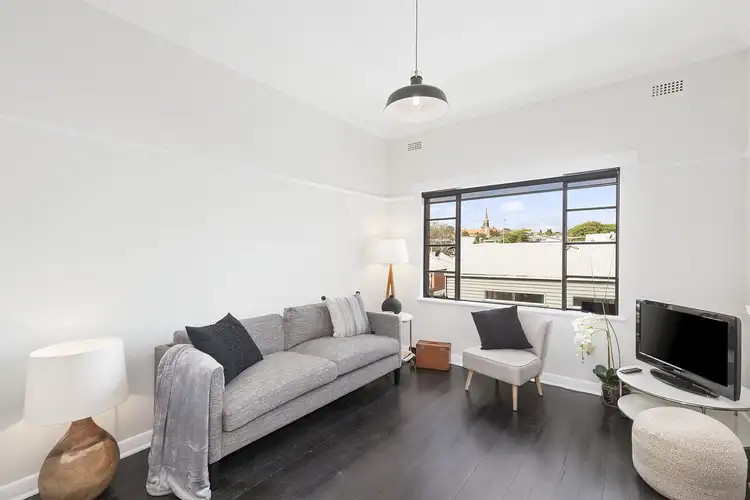 4/12 Woodlawn Street, Richmond VIC 3121