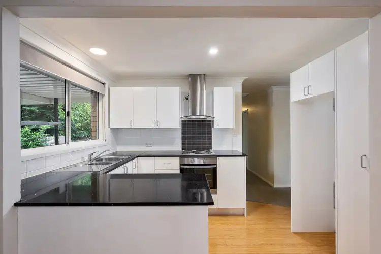 3 Chapman Avenue
