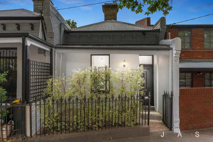 11 Eastwood Street, Kensington VIC 3031