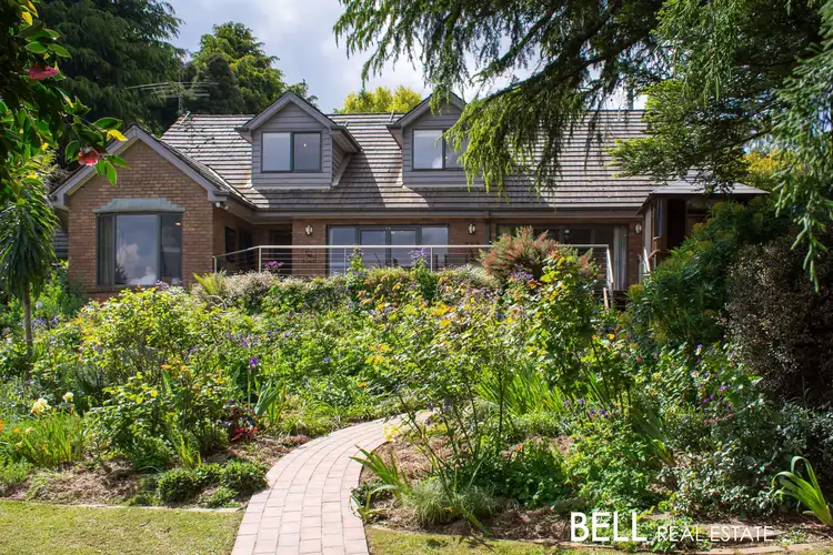 8 Ridge Road, Kallista VIC 3791