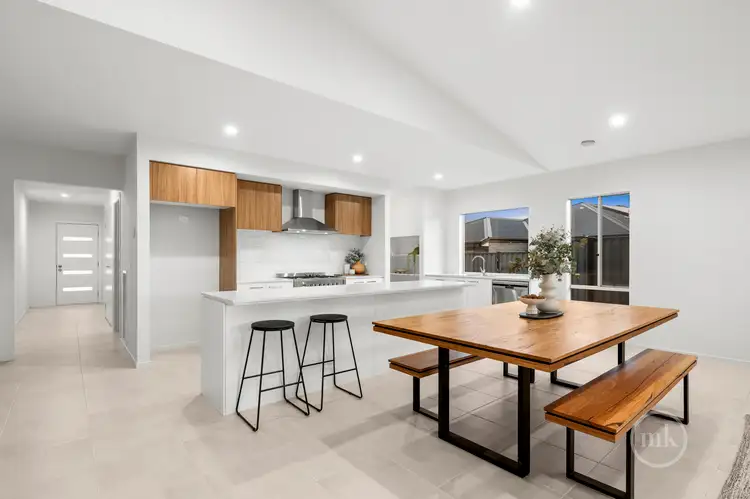 14 Bittersweet Drive, Kalkallo VIC 3064