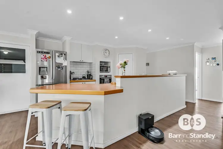 Sixth view of Homely house listing, 5 Iris Way, Glen Iris WA 6230