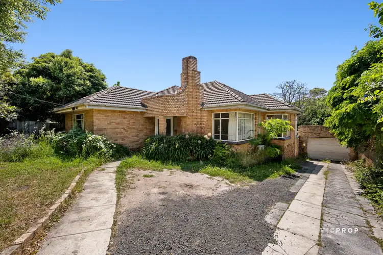 2 Elgar Road