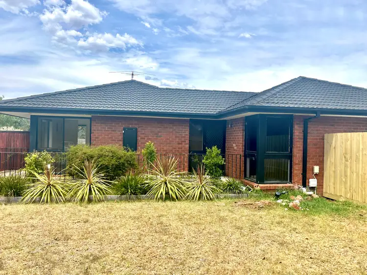 3 Kallista Place, Melton West VIC 3337
