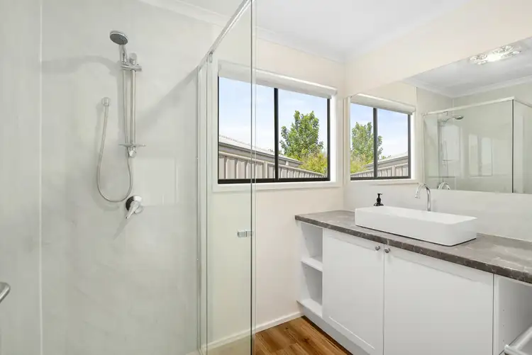 Fifth view of Homely unit listing, 2/5 Bourke Street, Kyneton VIC 3444