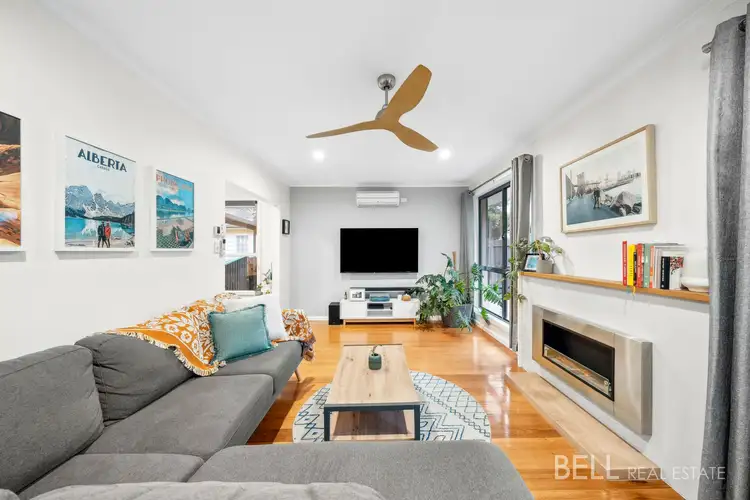 Second view of Homely house listing, 10 Dryden Concourse, Mooroolbark VIC 3138