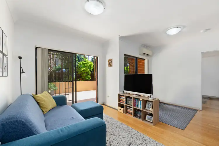 Third view of Homely apartment listing, 5/30-34 Gordon Street, Manly Vale NSW 2093