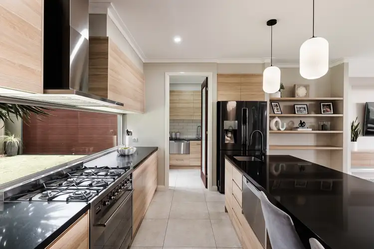 Sixth view of Homely house listing, 11 Daniells Close, Middle Ridge QLD 4350