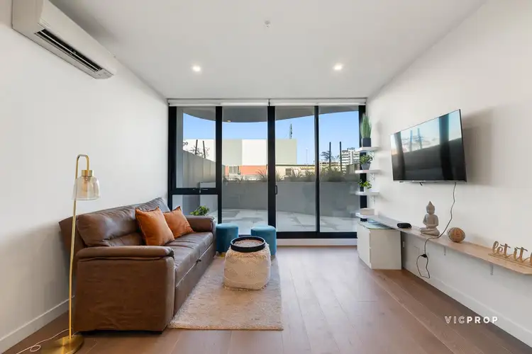 103/1060 Dandenong Road, Carnegie VIC 3163