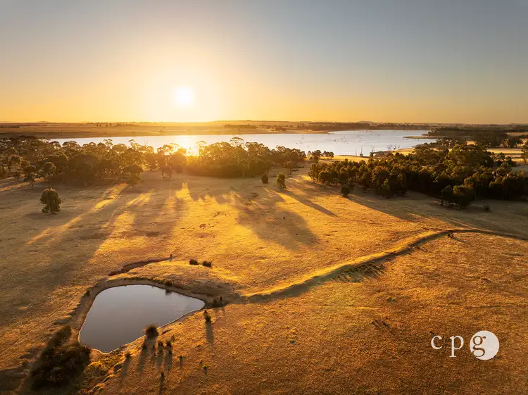 34 Riggalls Road, Welshmans Reef VIC 3462
