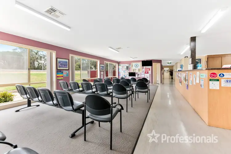 Fifth view of Homely house listing, 32 Stirling Avenue, Cranbourne North VIC 3977