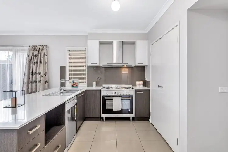 Third view of Homely house listing, 6 Stringybark Close, Manor Lakes VIC 3024