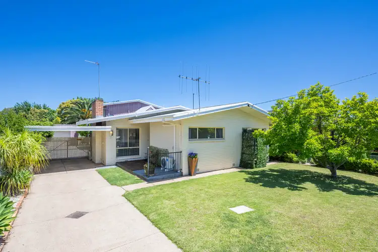 16 Annerley Avenue, Shepparton VIC 3630