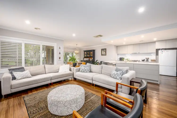8 Jolimont Terrace, Shepparton VIC 3630