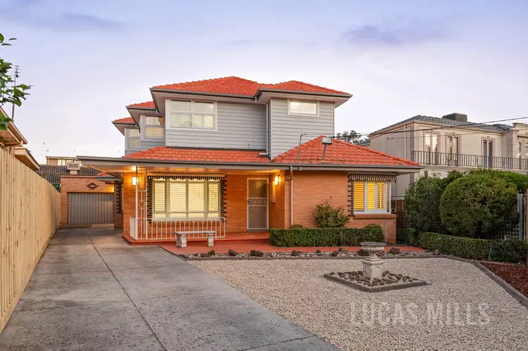8 Hodgins Court, Brunswick West VIC 3055