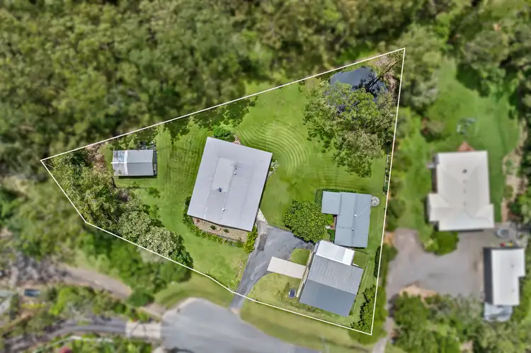82 Calderwood Road, Landsborough QLD 4550