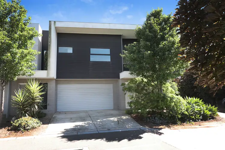 15 Giong Lane, Sunshine West VIC 3020