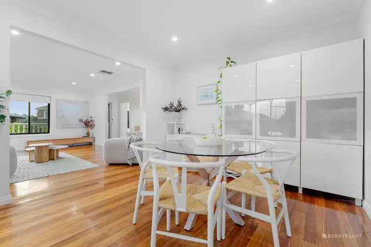 Sixth view of Homely house listing, 10 Walker Court, Viewbank VIC 3084