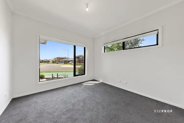 Fifth view of Homely townhouse listing, 90 Treeve Parkway, Werribee VIC 3030