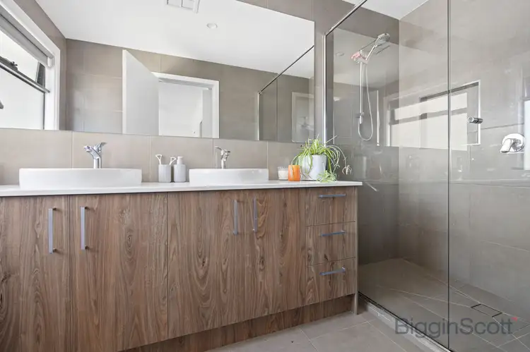 Sixth view of Homely house listing, 31 Amaroo Walk, Werribee VIC 3030