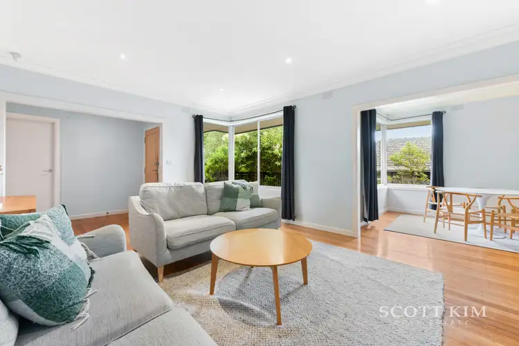 Second view of Homely house listing, 11 Katandra Court, Mount Waverley VIC 3149