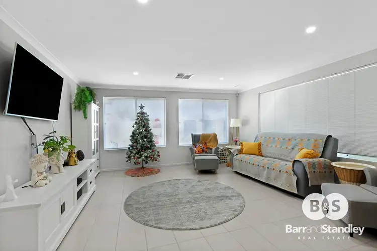 Fifth view of Homely house listing, 6 Bluebush Road, Glen Iris WA 6230