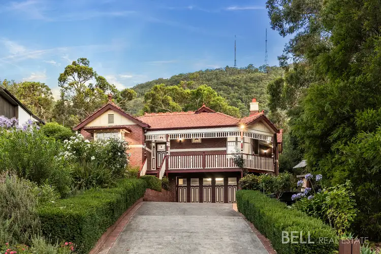 17 Rowe Street, Montrose VIC 3765