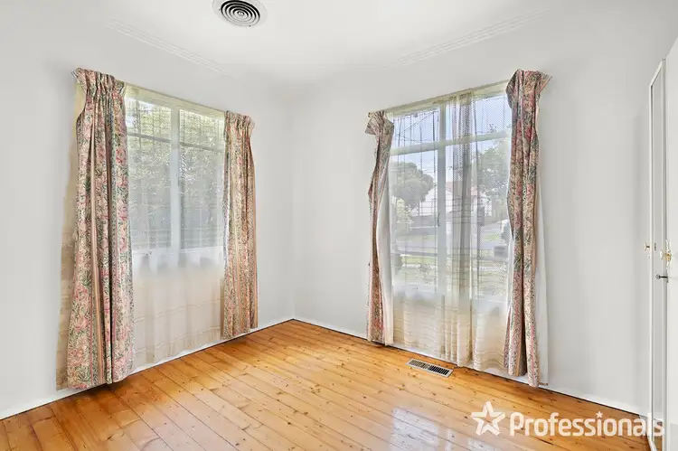 Fourth view of Homely house listing, 19 Carramar Street, Chadstone VIC 3148